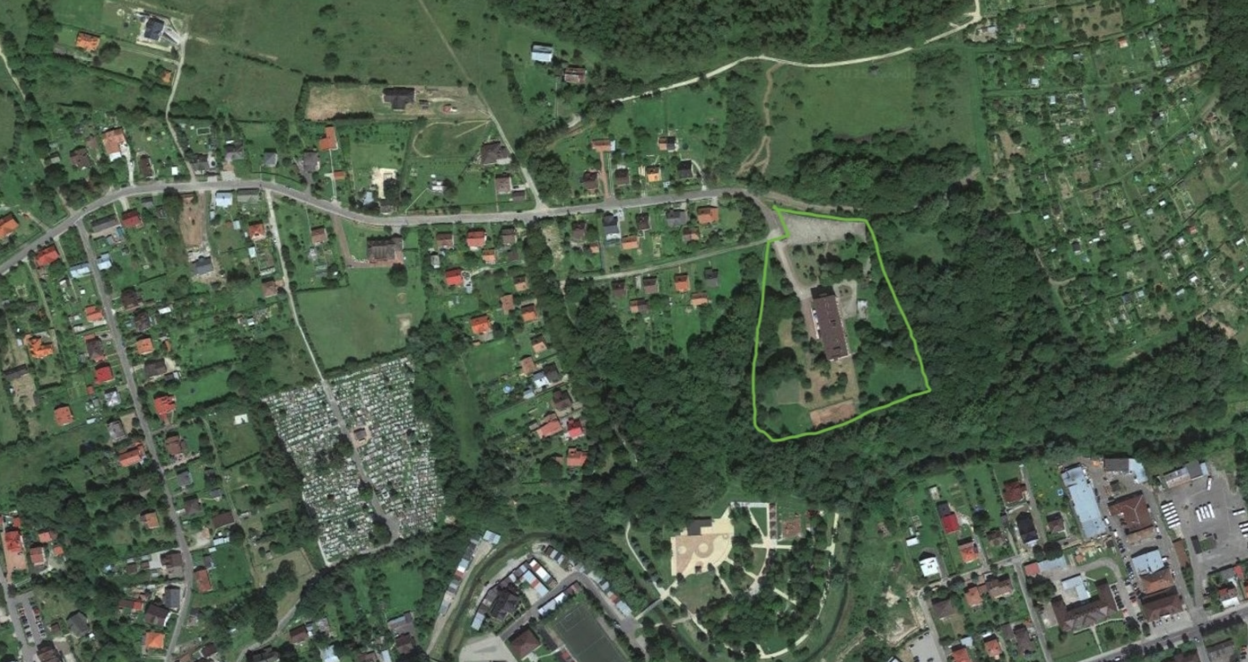 Widok na Hotel Laworta i góry